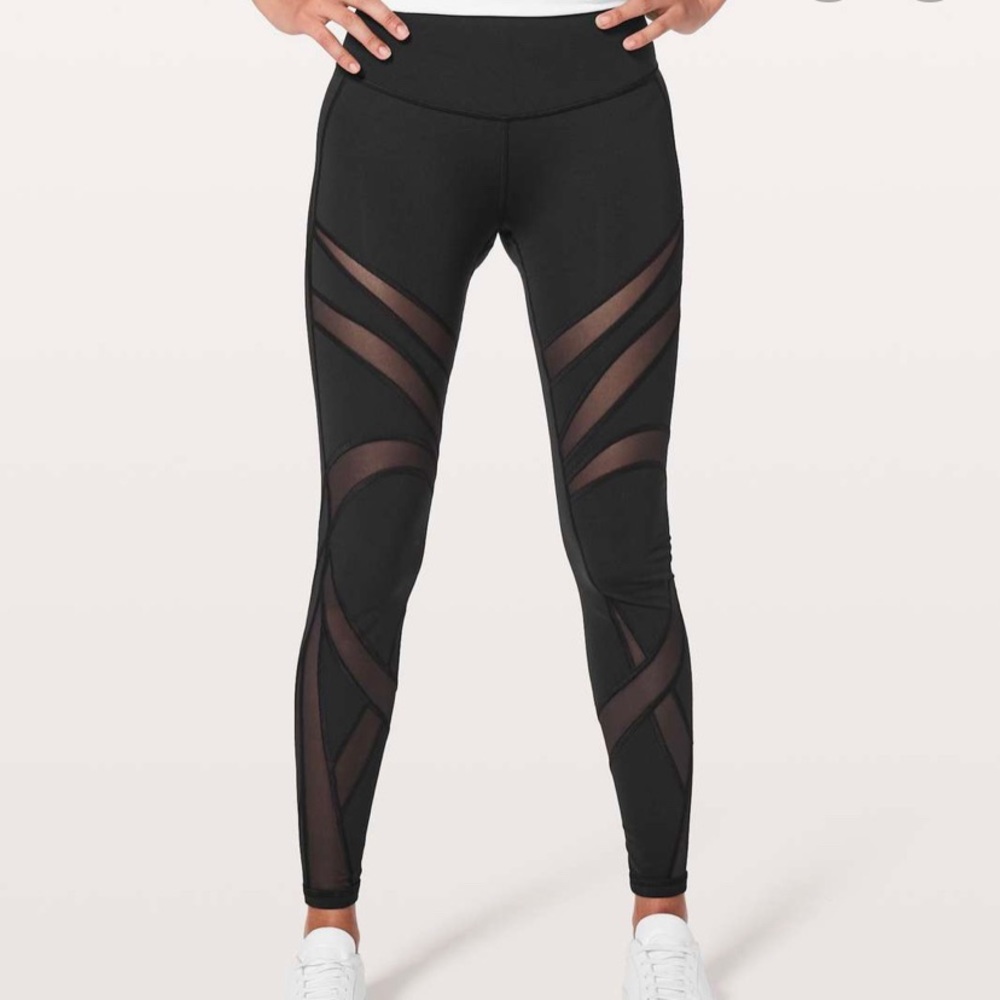 Wunder Under High-Rise Tight 
Tech Mesh 28"